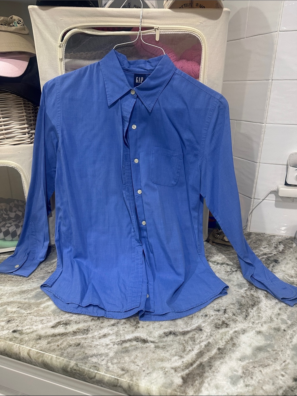 GAP women’s  Royal Blue Long-Sleeve Button-Down Shirt